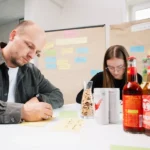 Mitarbeitende bei der Planung | DIVIS - Deutsche Industrie Video System GmbH